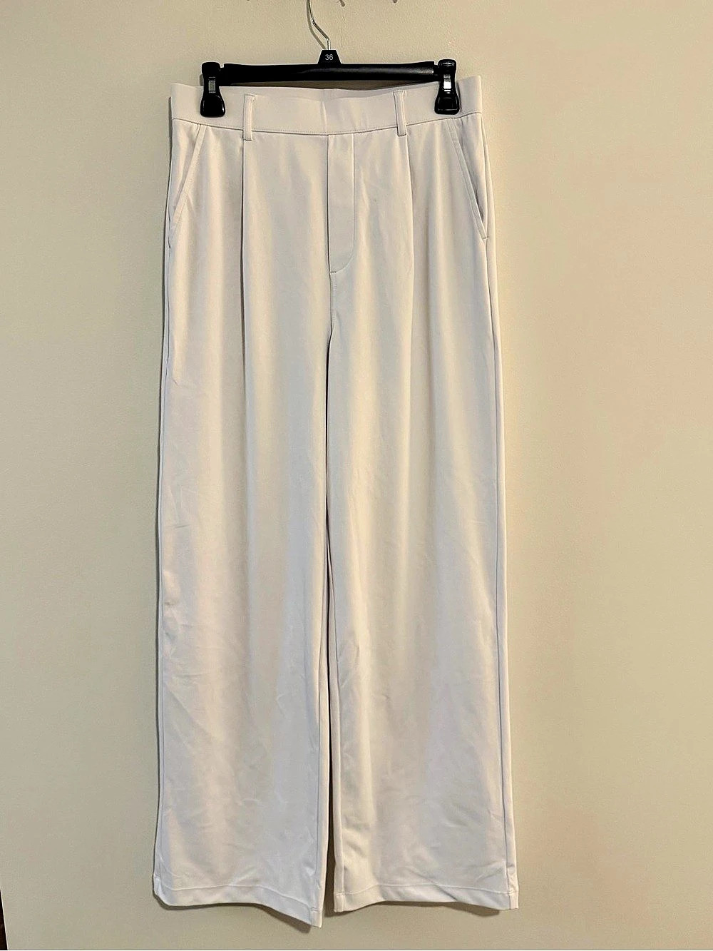 *NWT* Halara DayStretch TALL Wide Leg Pants Slacks in White Size Medium